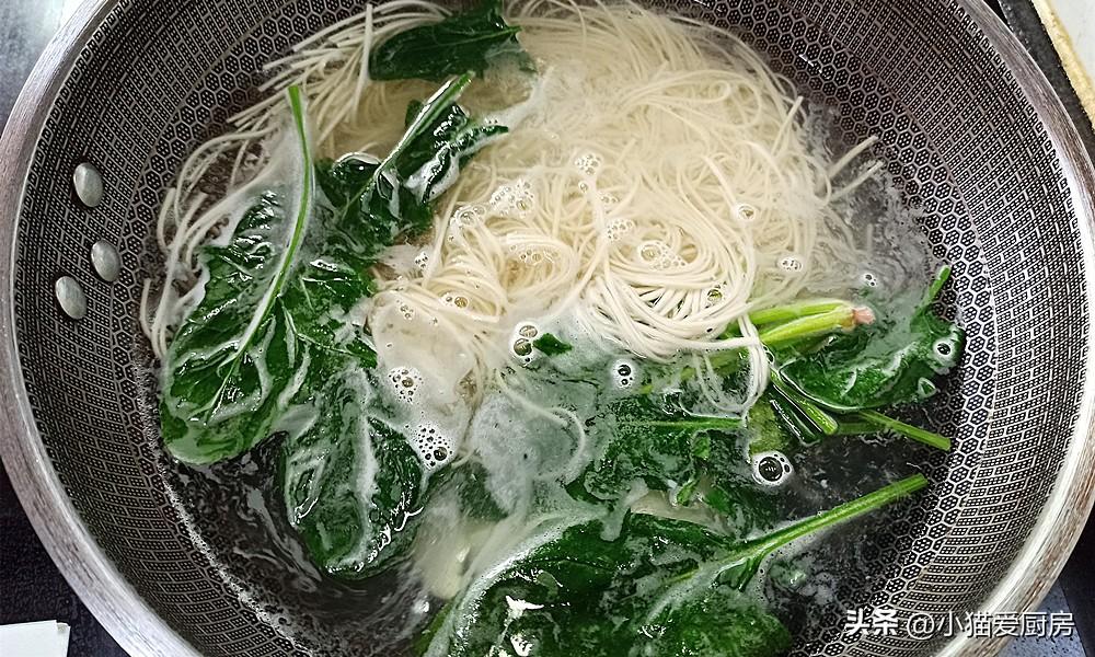 圖片[7]-【清湯面】做法步驟圖 可以試一試這個清湯面條 清香味美營養(yǎng)-起舞食譜網(wǎng)