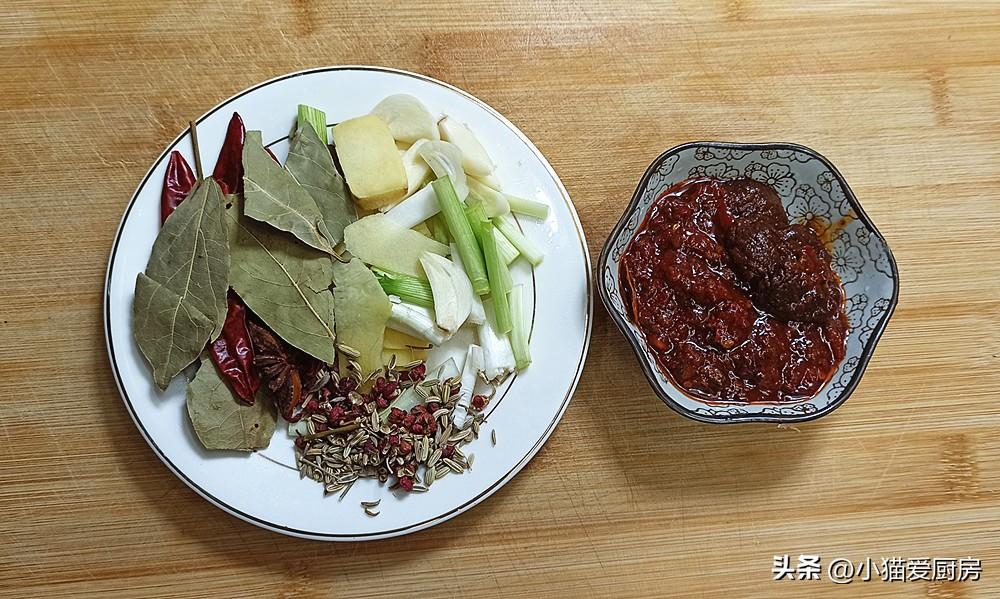 圖片[4]-【香辣醬骨湯面】做法步驟圖 特別營養好吃 孩子來兩碗不夠-起舞食譜網