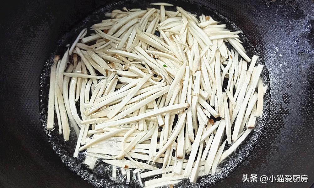 圖片[6]-【韭菜炒杏鮑菇】做法步驟圖  清香微辣特別下飯-起舞食譜網