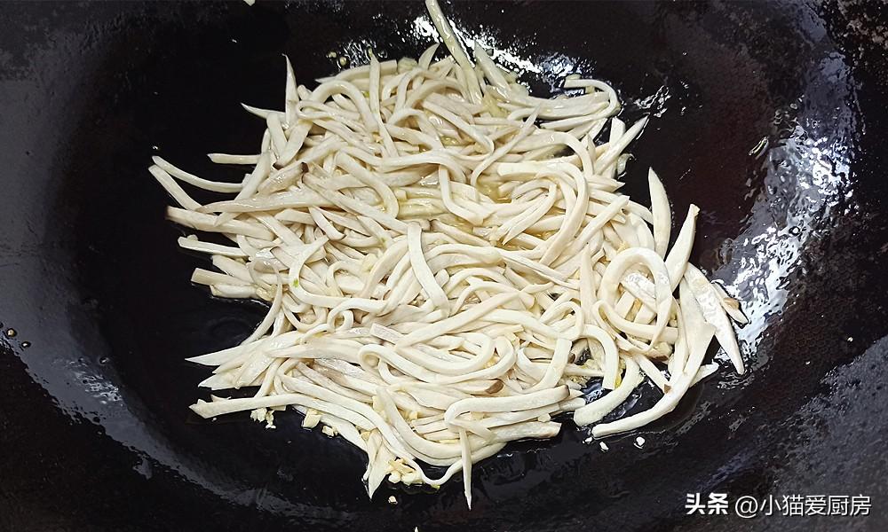 圖片[9]-【韭菜炒杏鮑菇】做法步驟圖  清香微辣特別下飯-起舞食譜網