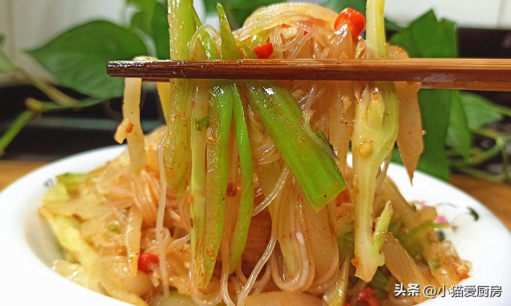 圖片[1]-【青菜頭拌粉絲】做法步驟圖 味道酸辣爽口還開胃 過年用來解-起舞食譜網