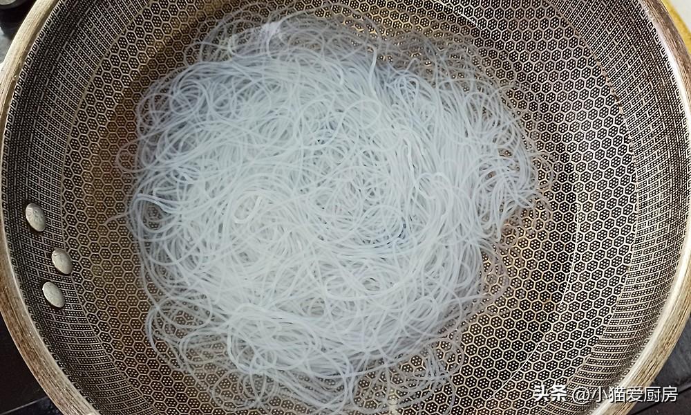 圖片[4]-【青菜頭拌粉絲】做法步驟圖 味道酸辣爽口還開胃 過年用來解-起舞食譜網