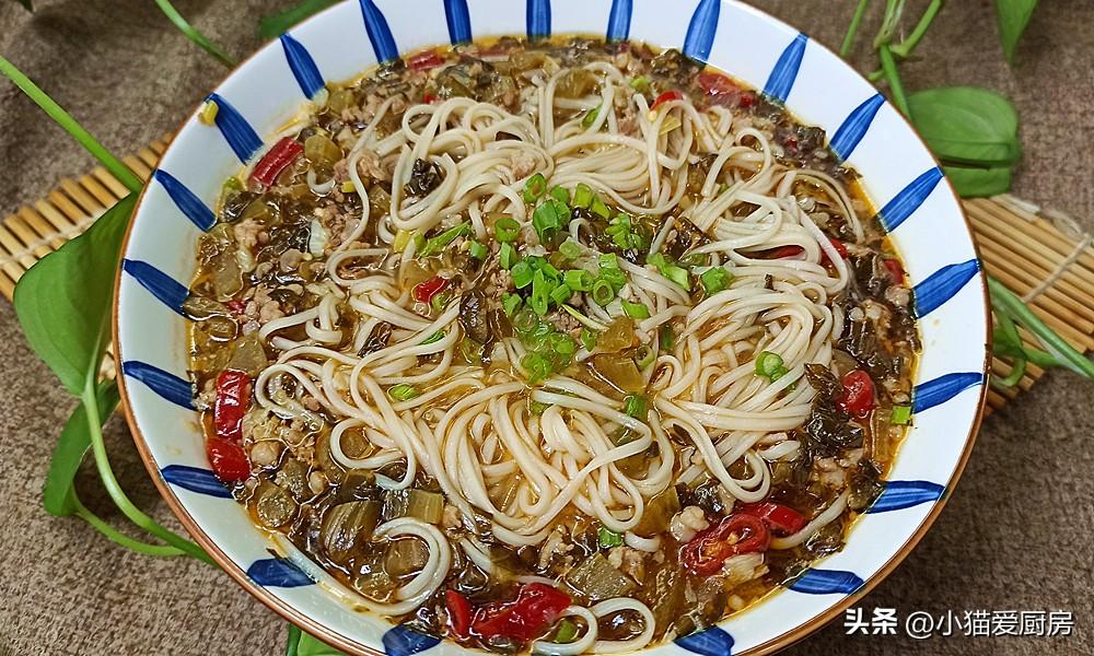 圖片[3]-【酸菜肉末湯面】做法步驟圖 香氣四溢 連吃8天都不膩-起舞食譜網(wǎng)