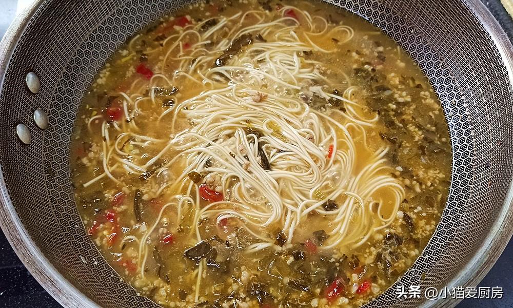 圖片[9]-【酸菜肉末湯面】做法步驟圖 香氣四溢 連吃8天都不膩-起舞食譜網(wǎng)