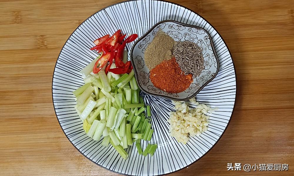 圖片[5]-【孜然滑子菇】做法步驟圖 在家做花費(fèi)不到5元錢(qián) 特別好吃解饞-起舞食譜網(wǎng)