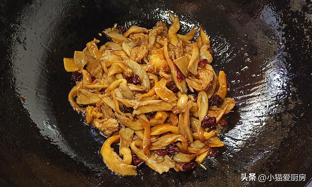 圖片[12]-【小炒平菇】做法步驟圖 成菜鮮香滑嫩特別爽口 是不錯的下飯-起舞食譜網