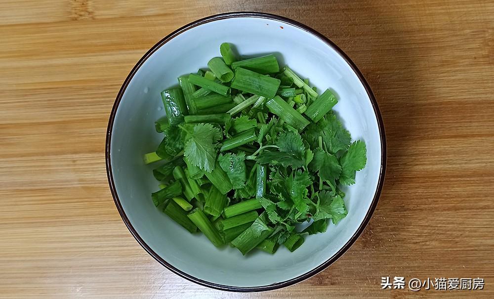 圖片[7]-【小炒平菇】做法步驟圖 成菜鮮香滑嫩特別爽口 是不錯的下飯-起舞食譜網