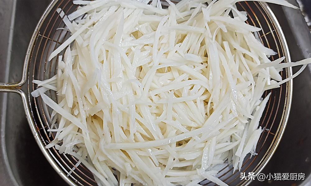 圖片[8]-【糖醋蓮藕絲】做法步驟圖 成菜口感脆爽 味道酸甜特別好吃-起舞食譜網(wǎng)