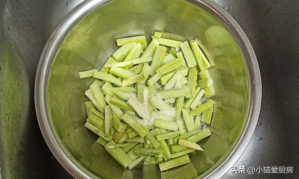圖片[4]-【酸辣炒黃瓜條】做法步驟圖 味道酸辣 一次3碗米飯都不夠-起舞食譜網