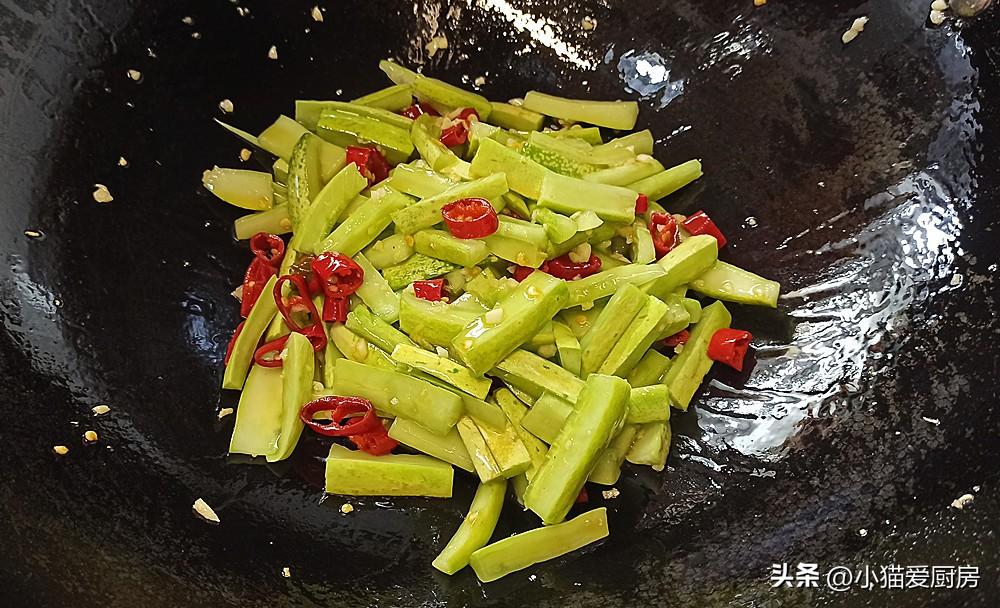 圖片[9]-【酸辣炒黃瓜條】做法步驟圖 味道酸辣 一次3碗米飯都不夠-起舞食譜網