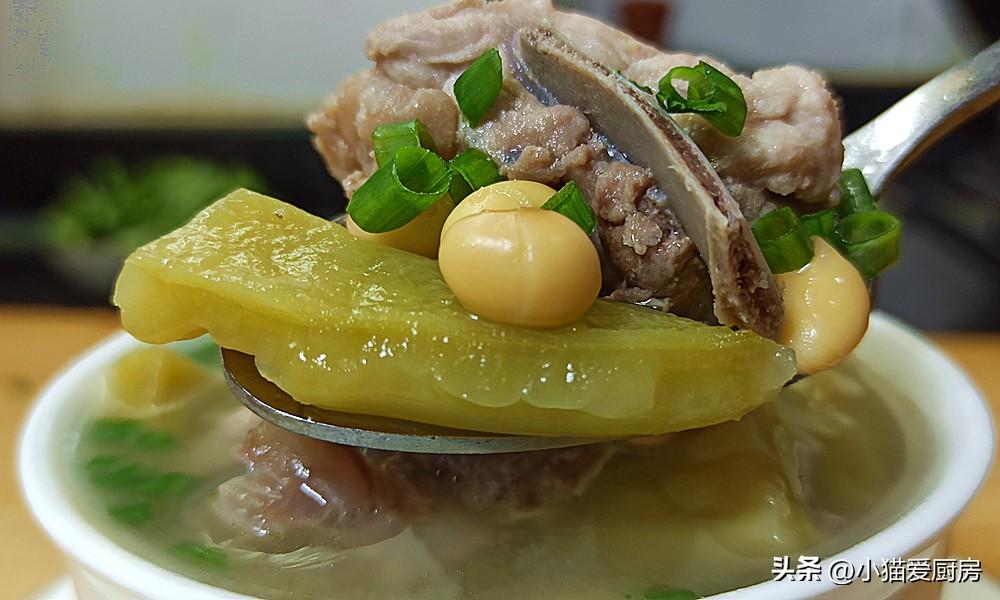 【苦瓜骨頭湯】做法步驟圖 清熱解解暑 夏天吃不錯-起舞食譜網