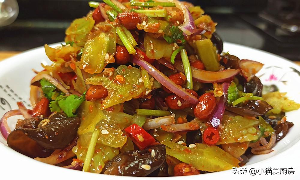 【涼拌苦瓜】做法步驟圖 清香微辣好吃 一點不苦-起舞食譜網