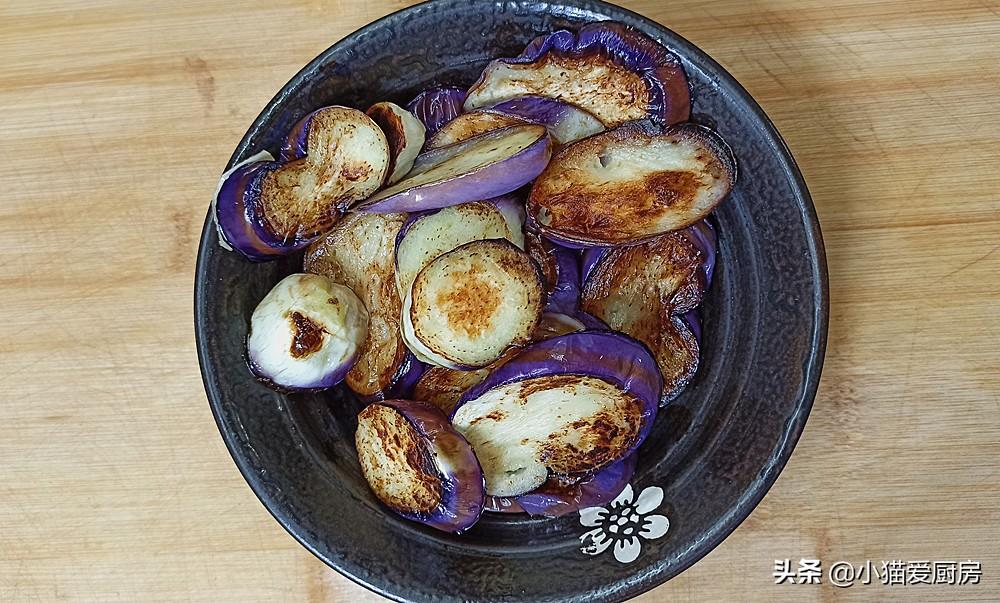 圖片[8]-【孜然香辣茄子】做法步驟圖 特別香 不小心就會讓你多吃兩碗-起舞食譜網