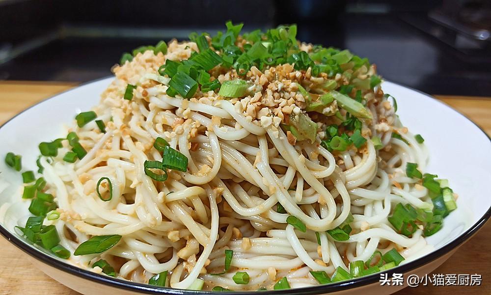 圖片[1]-【芝麻醬汁涼拌面條】做法步驟圖 爽滑勁道 香氣濃郁幾分鐘就-起舞食譜網(wǎng)