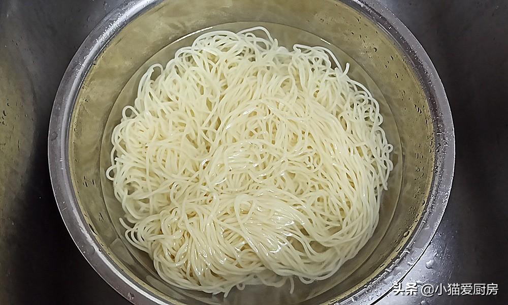 圖片[9]-【酸辣涼拌面】做法步驟圖 爽口開胃又解膩 一次做1大碗不夠-起舞食譜網