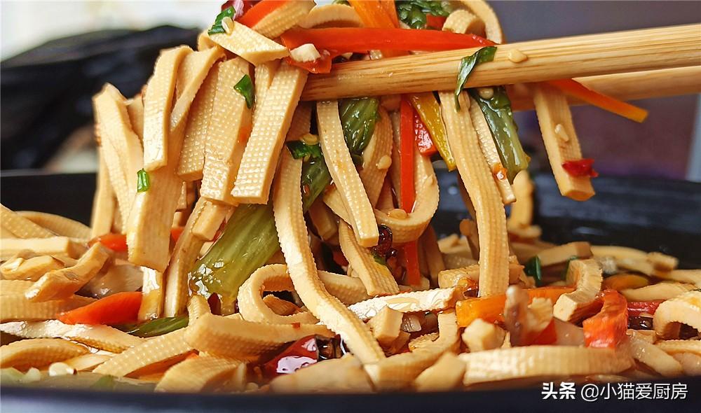 圖片[1]-【水煮干絲】做法步驟圖 味道麻辣爽口特別開胃下飯-起舞食譜網(wǎng)