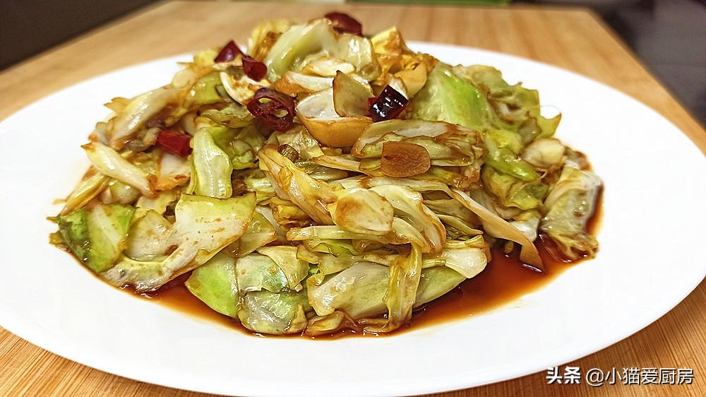 【爆炒手撕包菜】做法步驟圖 不要直接下鍋炒多加1步 做出來翠-起舞食譜網