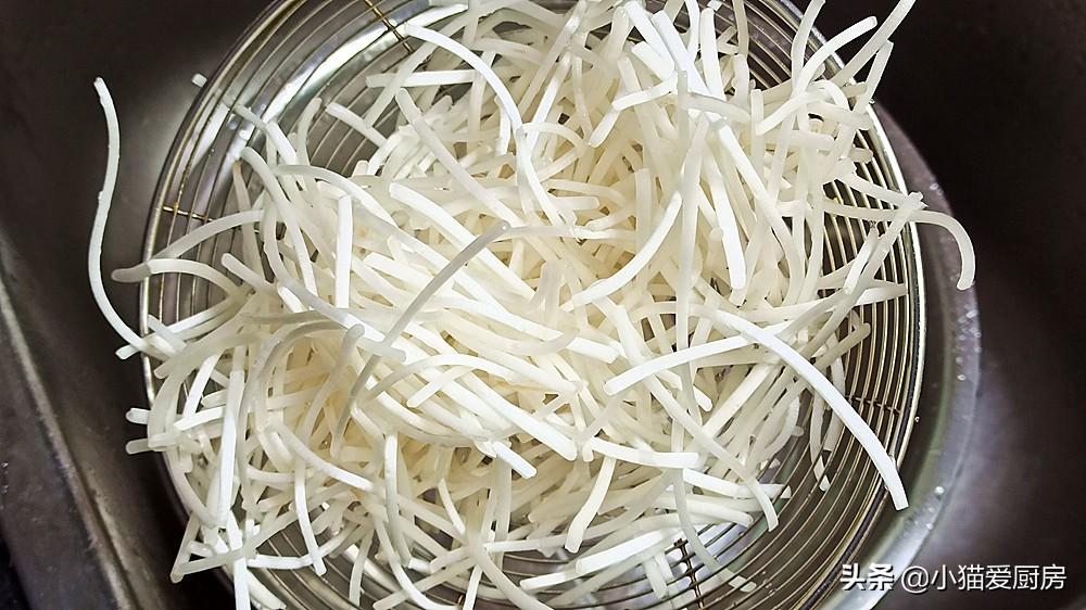 圖片[4]-【生拌綠豆芽】做法步驟圖 2元錢塊做一大盤 好吃解膩-起舞食譜網