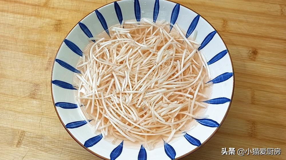 圖片[6]-【生拌綠豆芽】做法步驟圖 2元錢塊做一大盤 好吃解膩-起舞食譜網