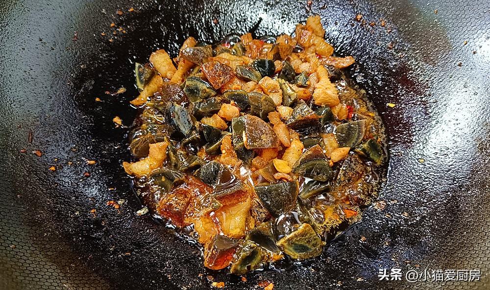 圖片[7]-【韭菜炒皮蛋】做法步驟圖 開胃下飯 拿肉都不換-起舞食譜網