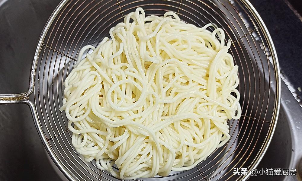 圖片[6]-【路邊攤炒面】做法步驟圖 充滿燒烤味道 真香-起舞食譜網(wǎng)