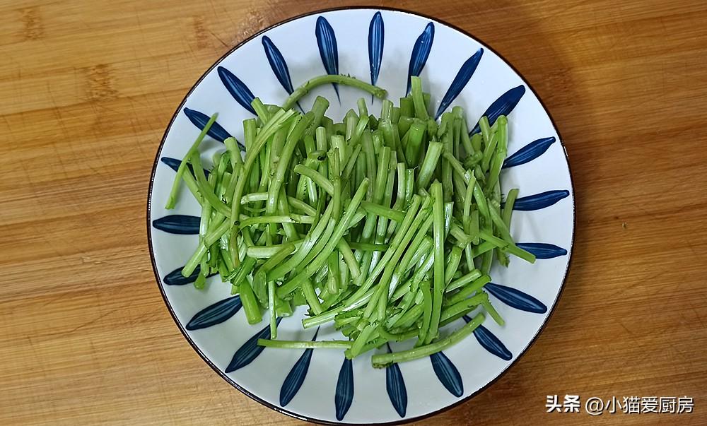 圖片[5]-【茼蒿兩吃】做法步驟圖 不同味道 特別爽口解膩-起舞食譜網