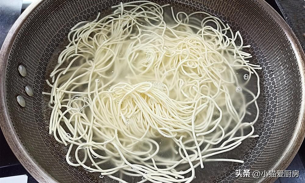 圖片[6]-【家常炒面】做法步驟圖 自己在家做成本不足5塊錢 好吃又實惠-起舞食譜網