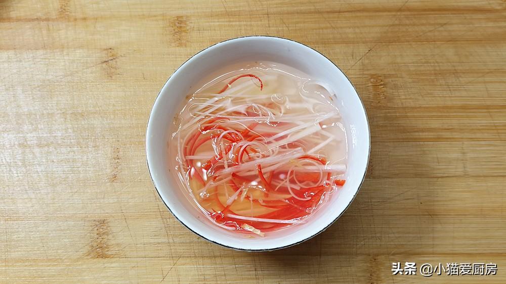 圖片[7]-【清蒸鱸魚】做法步驟圖 魚肉鮮嫩細膩 年夜飯做來吃-起舞食譜網