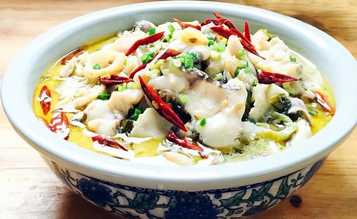 【川菜酸菜魚】做法步驟圖 魚肉鮮嫩爽滑 魚湯奶白濃郁 更加鮮-起舞食譜網