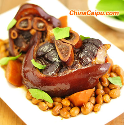 姜汁可樂燜肘子