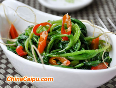 尖椒炒蘿卜的做法 尖椒炒蘿卜纓怎么做-起舞食譜網