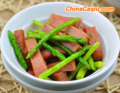 午餐肉炒蘆筍