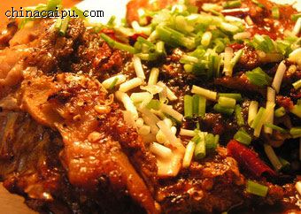 蔥燒鯉魚的做法-起舞食譜網