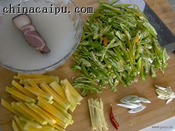 尖椒老臘肉-起舞食譜網