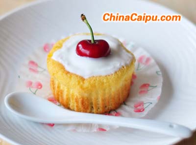 圖片[1]-櫻桃酸奶紙杯蛋糕-起舞食譜網