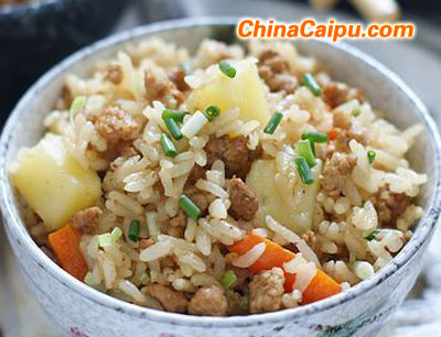 土豆肉餡燜飯-起舞食譜網(wǎng)