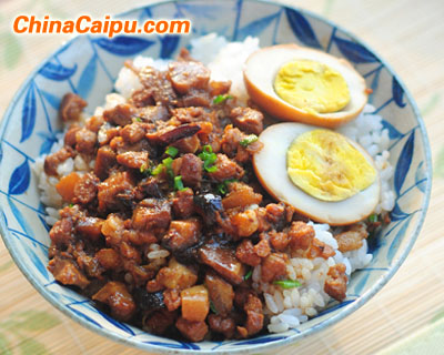 鹵肉飯(4)